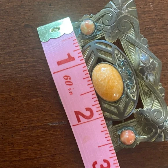Antique brass and coral brooch - Picture 3 of 6